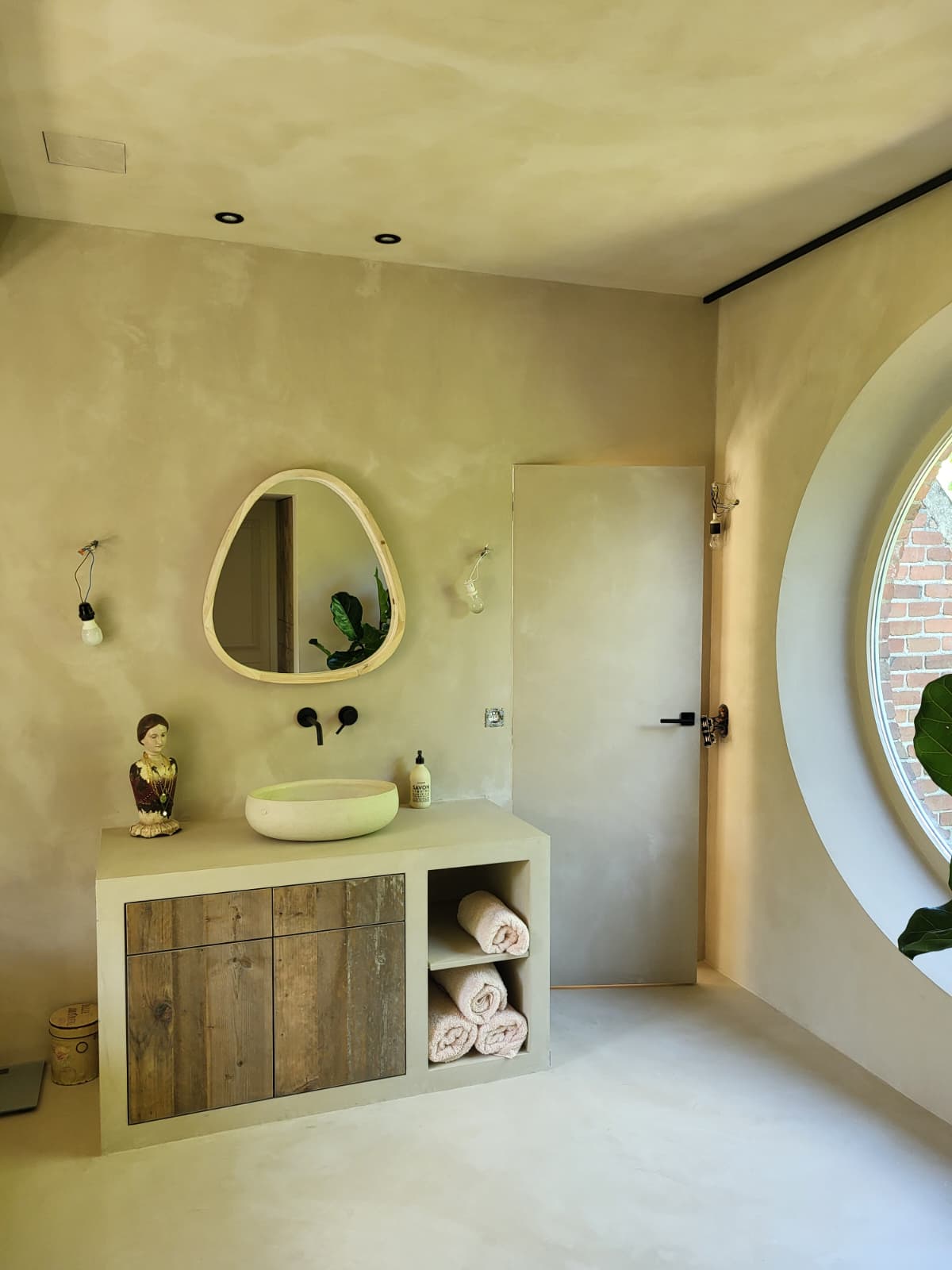 patint badkamer ronde spiegel