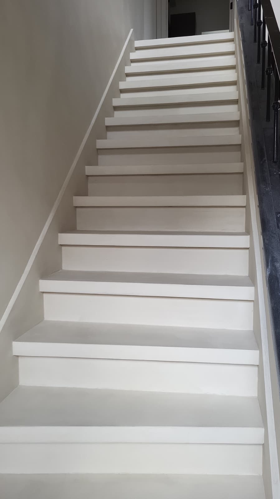 patint witte trap microcement